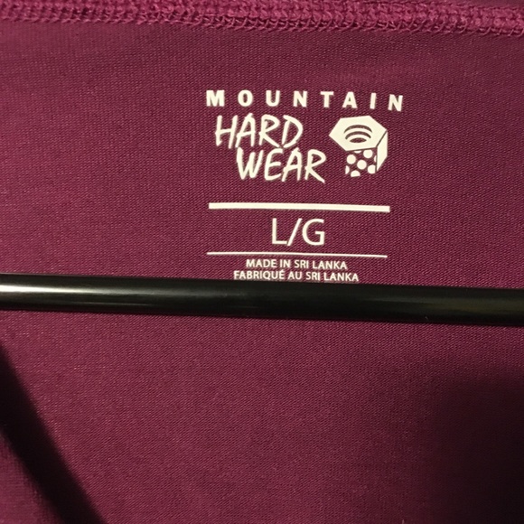 Mountain Hardwear women’s Hooded Athletic Shirt(L) - Picture 2 of 3
